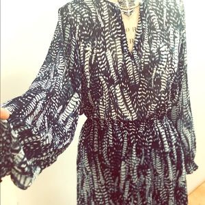 Chiffon dress with lined skirt